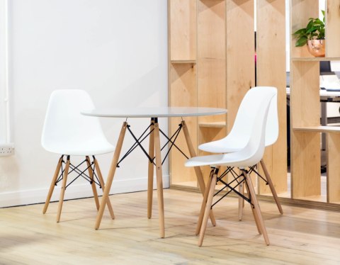 Komplet krzeseł PARIS DSW 4 sztuki biały Komplet krzeseł PARIS DSW 4 sztuki biały