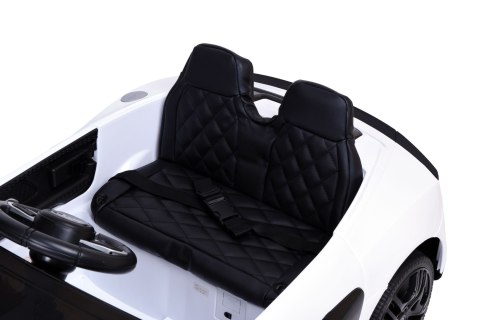 Samochód elektryczny dla dzieci AUDI R8 SPYDER biały Samochód elektryczny dla dzieci AUDI R8 SPYDER biały