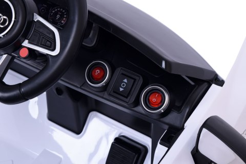 Samochód elektryczny dla dzieci AUDI R8 SPYDER biały Samochód elektryczny dla dzieci AUDI R8 SPYDER biały