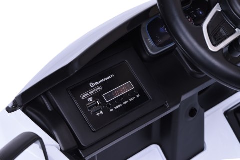 Samochód elektryczny dla dzieci AUDI R8 SPYDER biały Samochód elektryczny dla dzieci AUDI R8 SPYDER biały