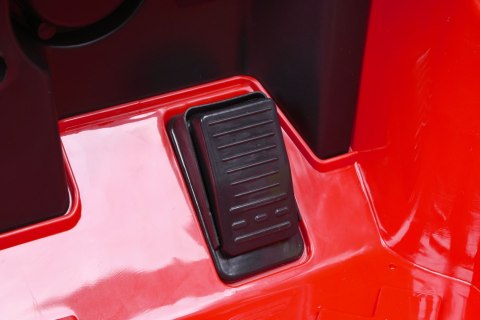 Samochód elektryczny dla dzieci AUDI R8 SPYDER czerwony Samochód elektryczny dla dzieci AUDI R8 SPYDER czerwony