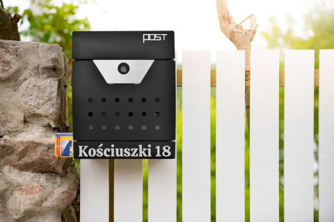 Skrzynka pocztowa na listy Ivar czarna z napisami Skrzynka pocztowa na listy Ivar czarna z napisami