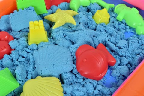 Piasek kinetyczny MAGIC SAND z piaskownicą i foremkami - niebieski Piasek kinetyczny MAGIC SAND z piaskownicą i foremkami - niebieski