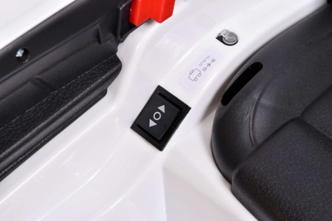 Samochód elektryczny kabriolet dla dzieci MAS12 biały Samochód elektryczny kabriolet dla dzieci MAS12 biały