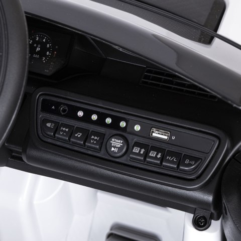 Samochód elektryczny dla dzieci LAND ROVER DISCOVERY biały Samochód elektryczny dla dzieci LAND ROVER DISCOVERY biały